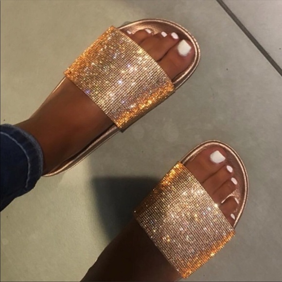 Super cute Rose Gold Star slides - Picture 4 of 8